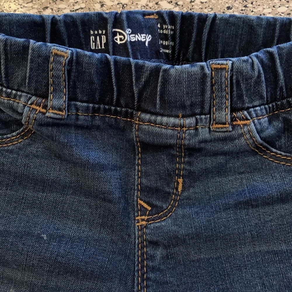 Blue Jeans - Picture 3 of 3